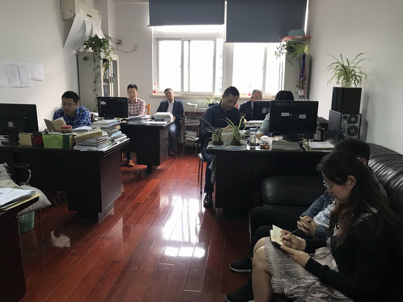 焊接教研室黨支部召開“掃黑除惡”專項斗爭專題學(xué)習(xí)會
