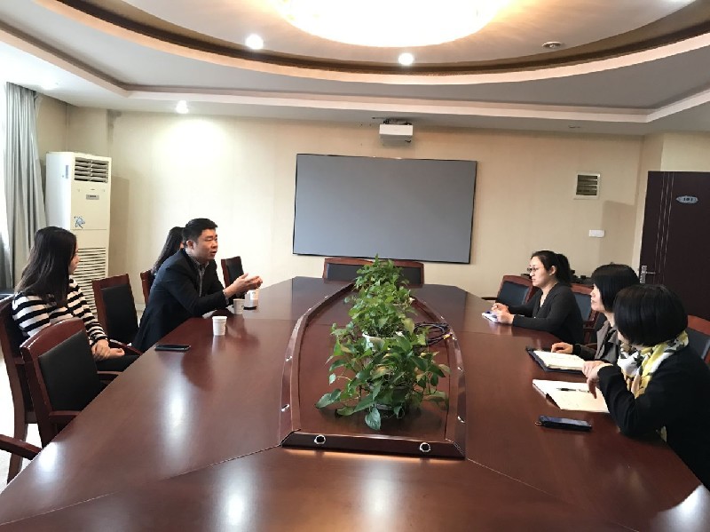 南京藍(lán)天教育集團(tuán)有限公司來校洽談校企合作