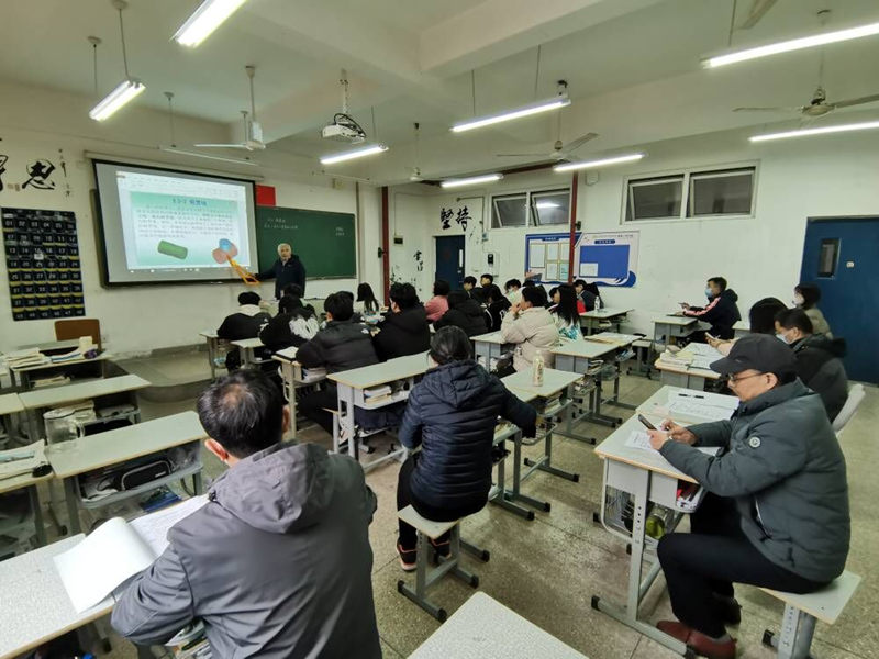 船舶工程學(xué)院開展校級公開課評議活動(dòng)