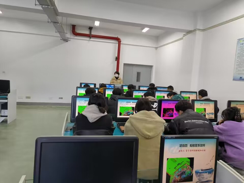 船舶工程學(xué)院開展校級公開課評議活動(dòng)