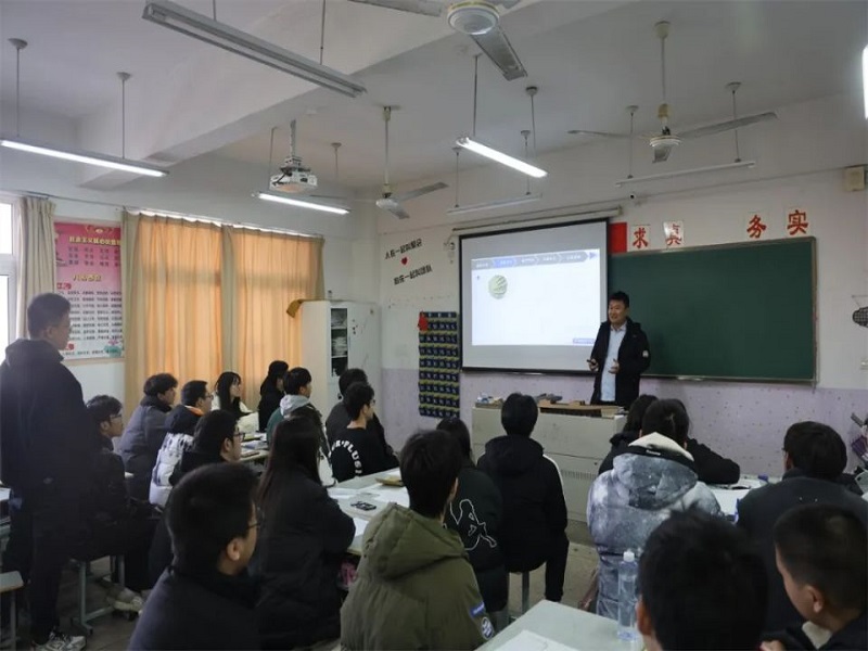 展課堂風采，促教學質(zhì)量 ——李晏丞老師講《分段胎架草圖繪制》