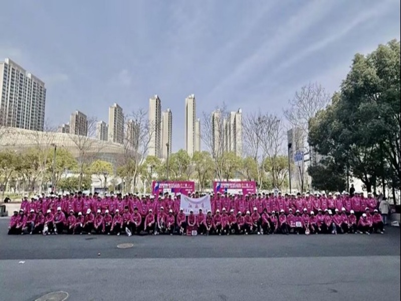 志愿顯擔當 青春燃賽道