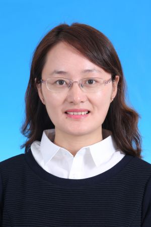 基礎教學部主任、馬克思主義學院副院長楊鳳琴