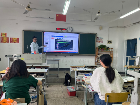 取長補短促教研——數(shù)學(xué)教研室開展教學(xué)研討活動