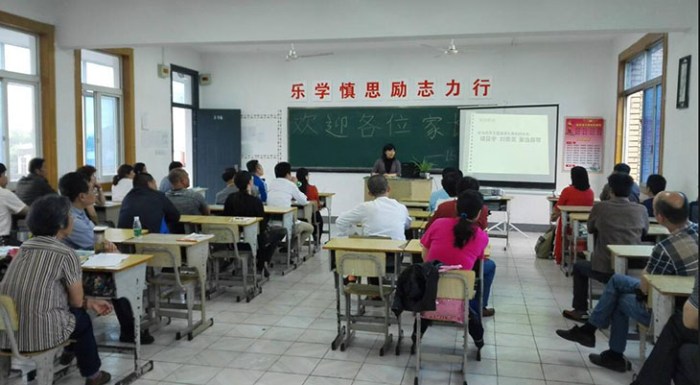 機械工程系召開152231班家長會