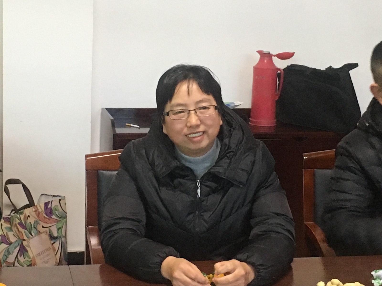 機械工程學(xué)院舉行方雪妹同志退休歡送會