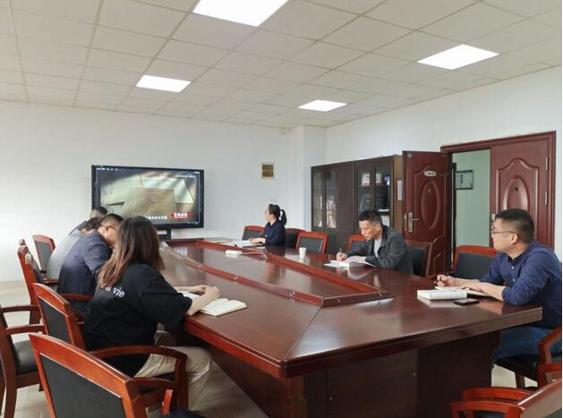 學(xué)習(xí)“兩彈一星”精神，努力做好教育教學(xué)工作