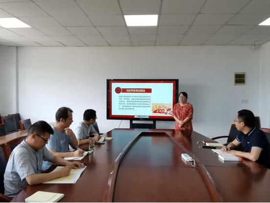 上黨課，學(xué)黨史，研思政