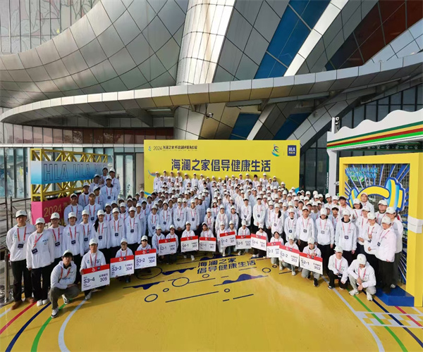 秋風(fēng)暢跑，服務(wù)相伴-學(xué)校志愿者助力2024環(huán)蠡湖半程馬拉松