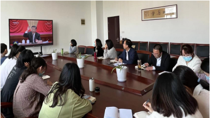 物流管理學(xué)院黨總支召開中心組理論學(xué)習(xí)擴(kuò)大會(huì)