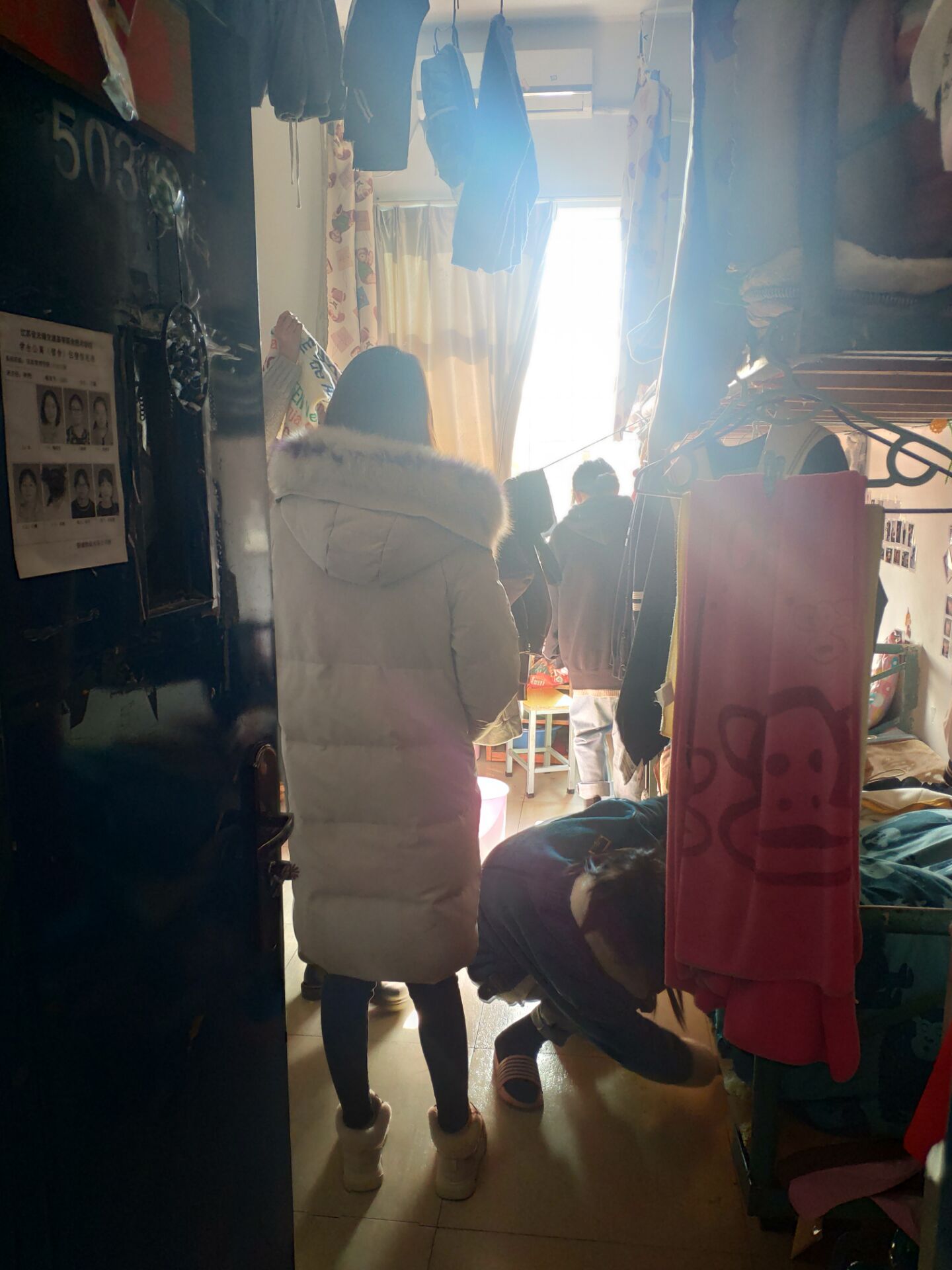 信息管理學(xué)院開展宿舍違規(guī)電器專項(xiàng)檢查系列活動